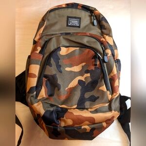 Eastsport Camo Sport Backpack Laptop Sleeve School Hiking, NWOT